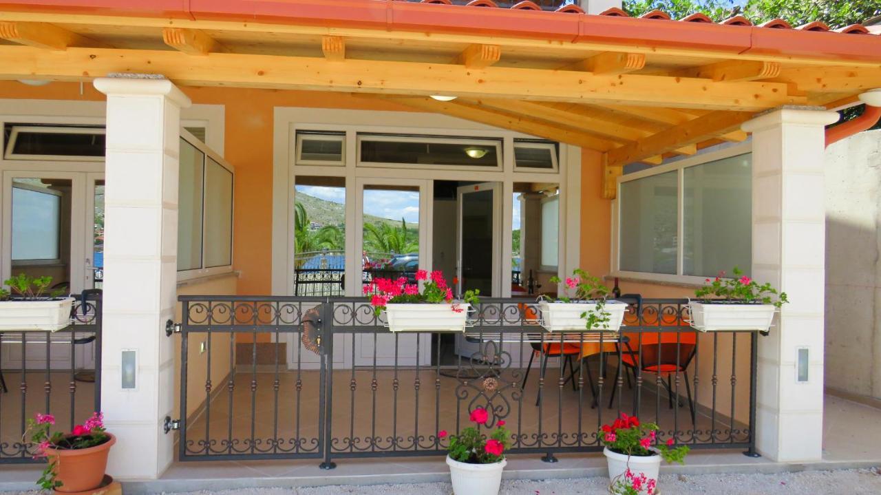 Apartments Villa Ante Grebaštica Eksteriør bilde